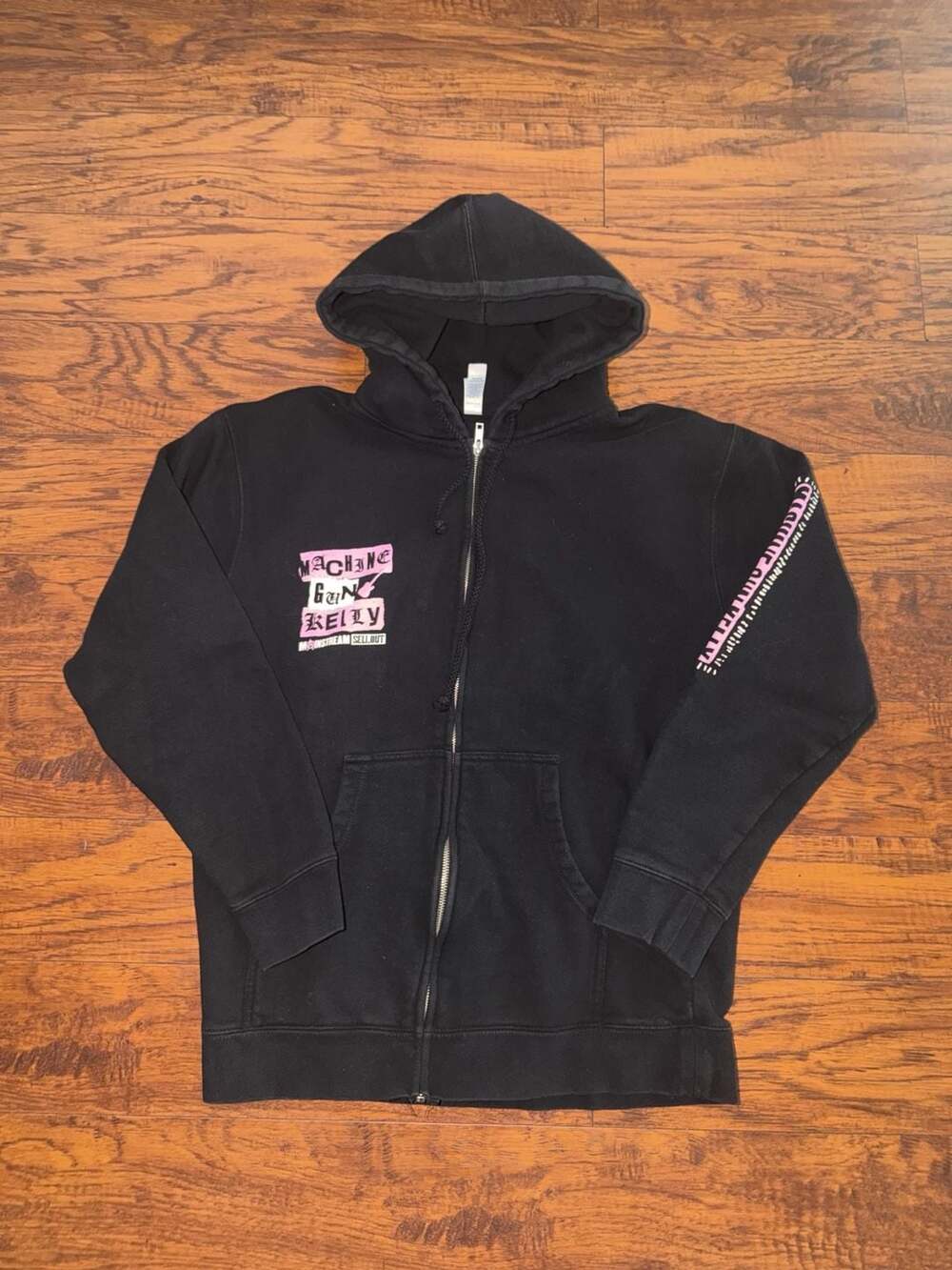 Independent Trading Co. Machine Gun Kelly Mainstream Sellout Hoodie M